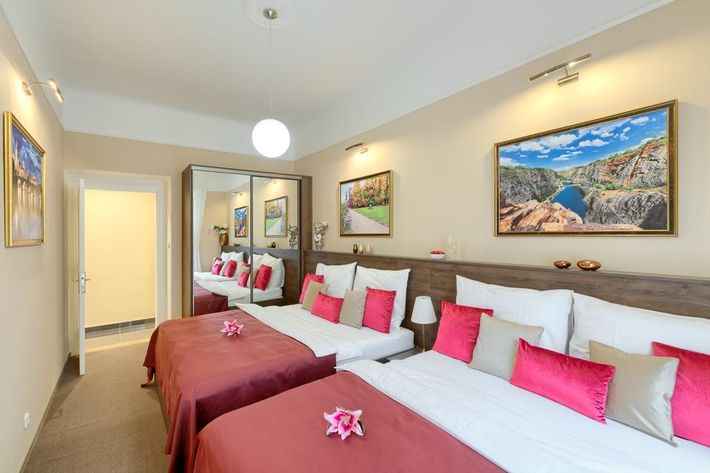 Residence Milada Prága Kültér fotó